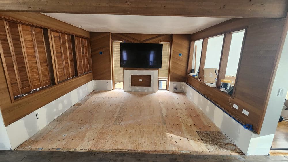 Gallery photos for Sunken Living Room Rebuild and Carpet Install in Fox Island: Image #4
